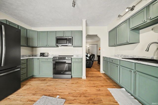 28957 Driftwood Drive, Elkhart, IN 46516