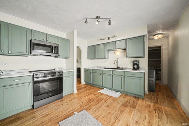 28957 Driftwood Drive, Elkhart, IN 46516