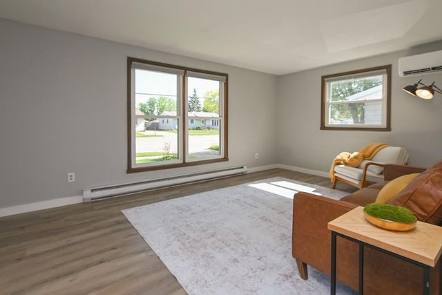 342 W BELL STREET, Neenah, WI 54956