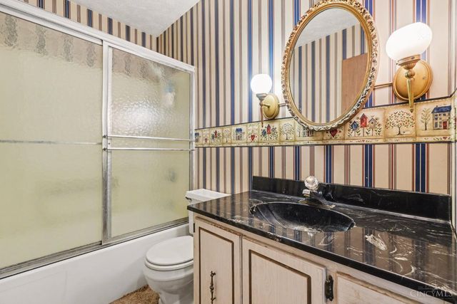 7332 Hillside Avenue, Cincinnati, OH 45233