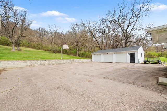 7332 Hillside Avenue, Cincinnati, OH 45233