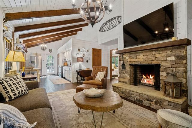 62 Crazy Bear Ridge, Jasper, GA 30143