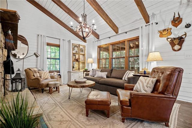 62 Crazy Bear Ridge, Jasper, GA 30143
