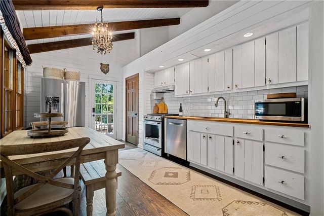 62 Crazy Bear Ridge, Jasper, GA 30143