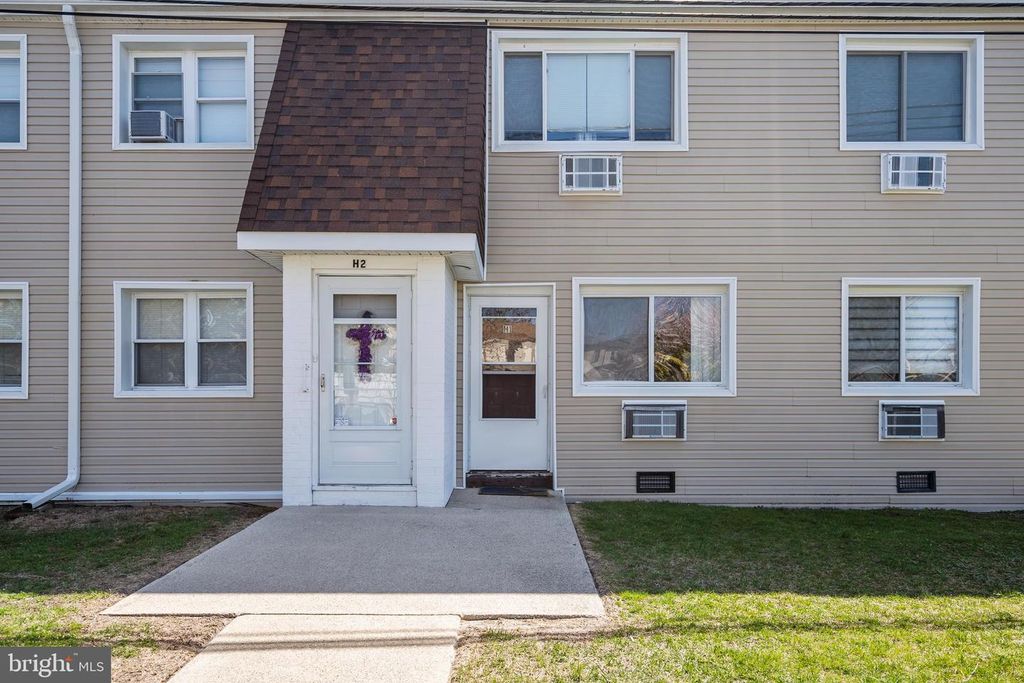 4901 Harbor Beach Blvd Apt H1, Brigantine, NJ 08203