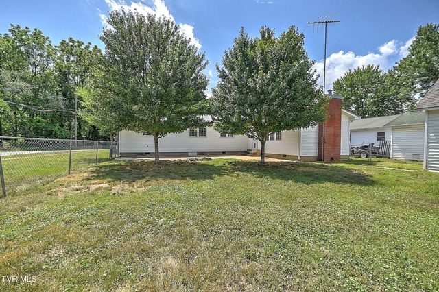 412 South Main Street, Elizabethton, TN 37643