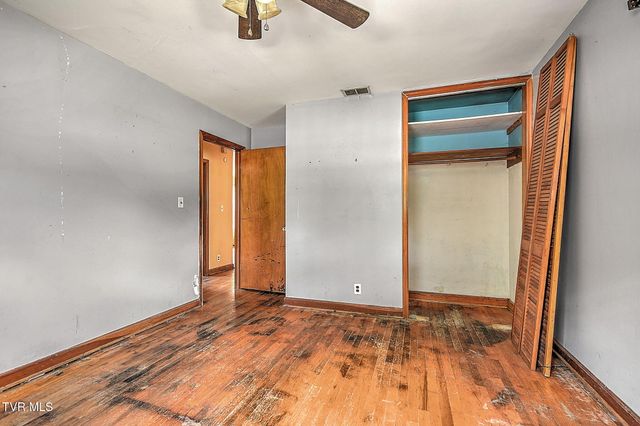 412 South Main Street, Elizabethton, TN 37643