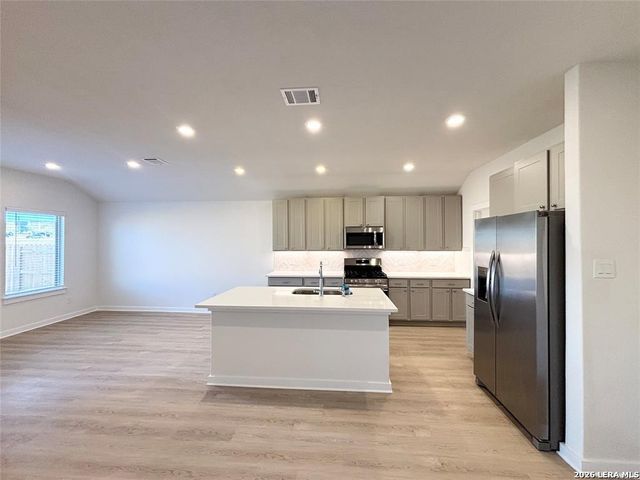 415 Salamander, San Marcos, TX 78666