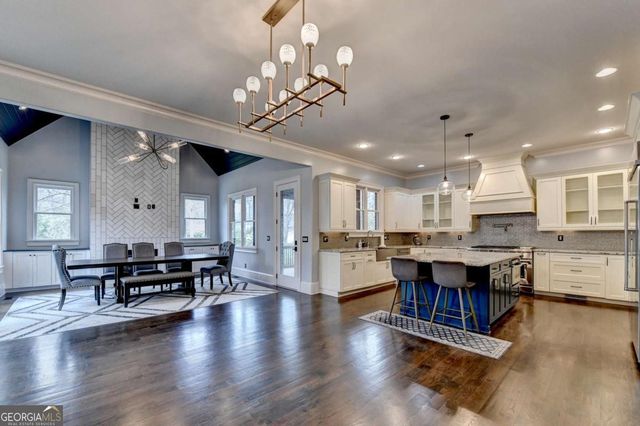 1183 Robert Lane, Marietta, GA 30062