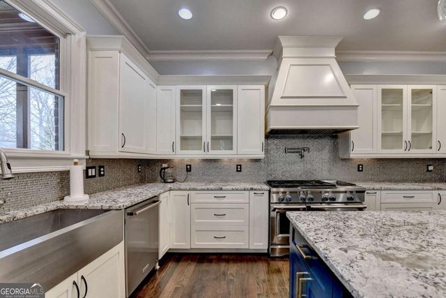 1183 Robert Lane, Marietta, GA 30062