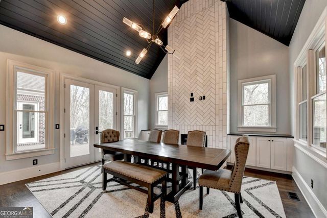 1183 Robert Lane, Marietta, GA 30062