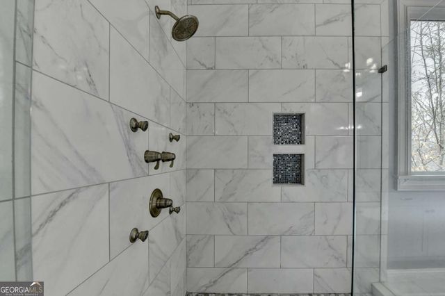 1183 Robert Lane, Marietta, GA 30062