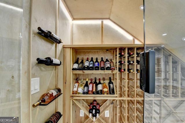 1183 Robert Lane, Marietta, GA 30062