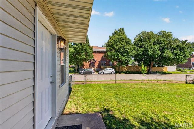 2700 Arsenal Street, St Louis, MO 63118