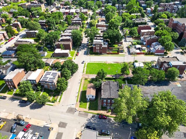 2700 Arsenal Street, St Louis, MO 63118