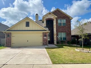 6336 Spartan Drive, College Station, TX 77845