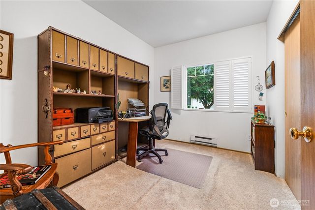 23325 59th Place S #16-1, Kent, WA 98032