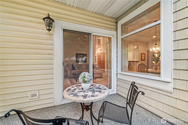 23325 59th Place S #16-1, Kent, WA 98032