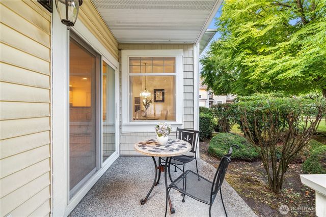 23325 59th Place S #16-1, Kent, WA 98032