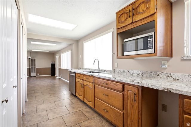 7050 S 260 E, Midvale, UT 84047