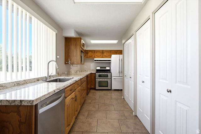 7050 S 260 E, Midvale, UT 84047