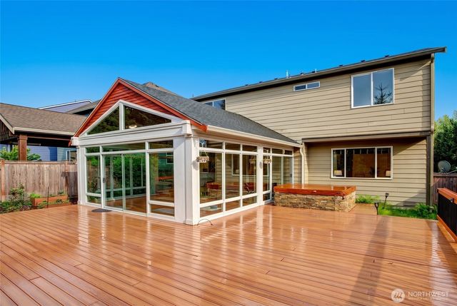 9327 Satterlee Avenue SE, Snoqualmie, WA 98065