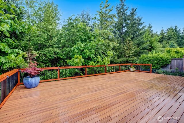 9327 Satterlee Avenue SE, Snoqualmie, WA 98065