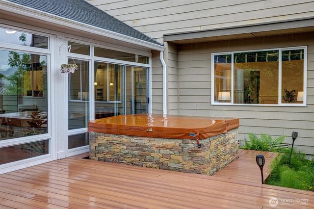 9327 Satterlee Avenue SE, Snoqualmie, WA 98065