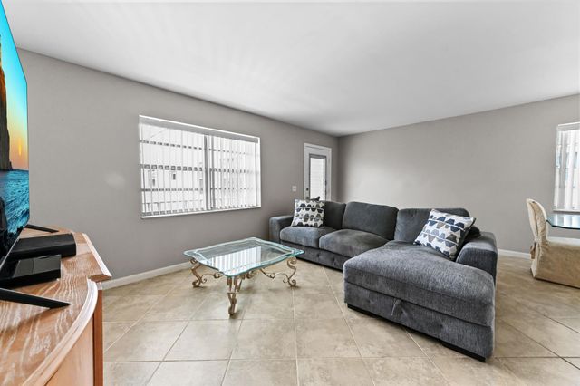 616 Burgundy M, Delray Beach, FL 33484