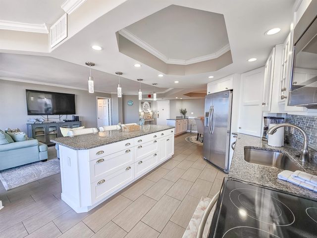 9650 Shore Dr Apt 1106, Myrtle Beach, SC 29572