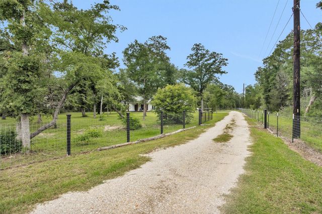 9482 County Road 190, Anderson, TX 77830