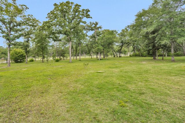 9482 County Road 190, Anderson, TX 77830