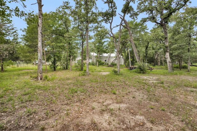 9482 County Road 190, Anderson, TX 77830