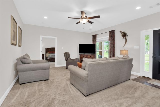 9482 County Road 190, Anderson, TX 77830