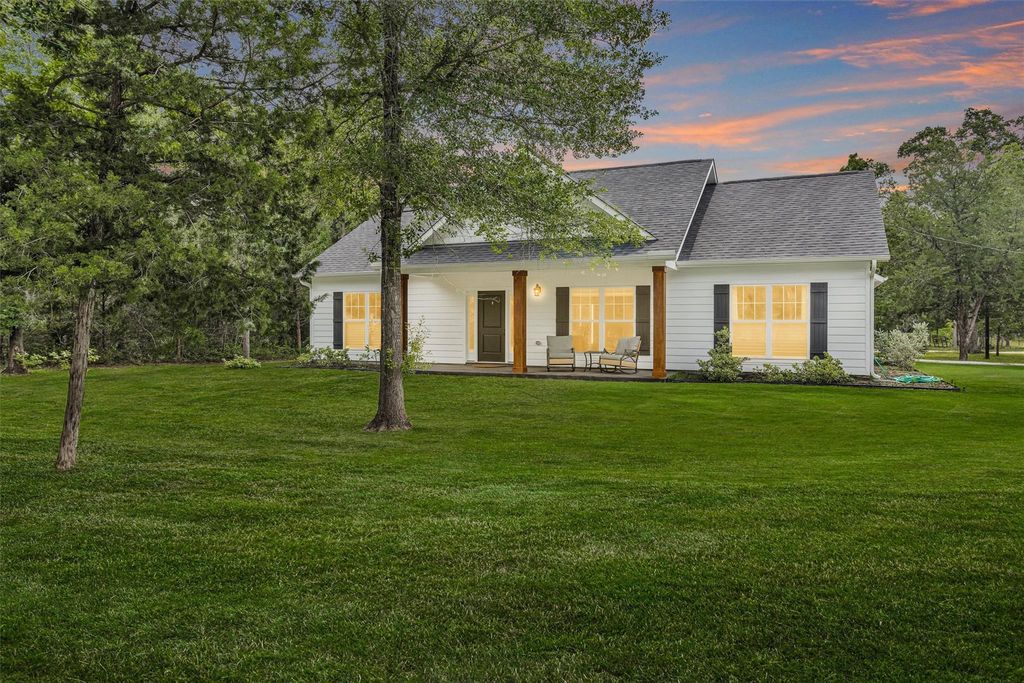 9482 County Road 190, Anderson, TX 77830