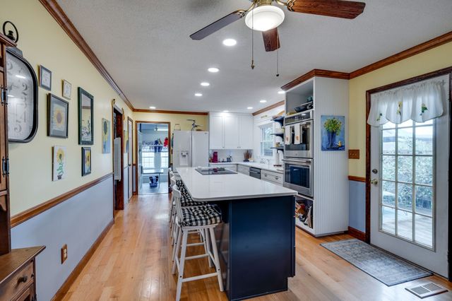 131 Stoneybrook Rd, Columbia, TN 38401