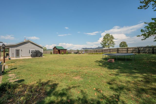 131 Stoneybrook Rd, Columbia, TN 38401