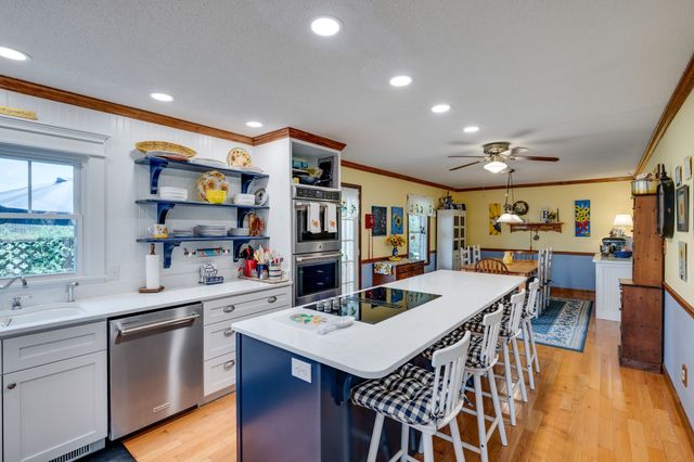 131 Stoneybrook Rd, Columbia, TN 38401