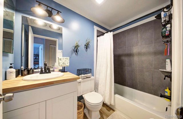22814 Talford Street, Novi, MI 48375
