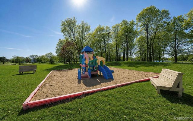 22814 Talford Street, Novi, MI 48375