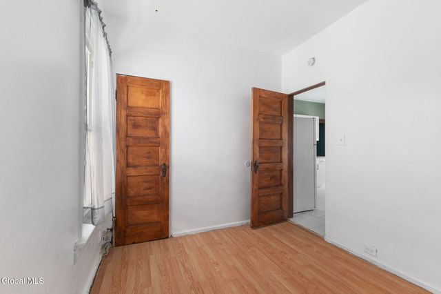 1065 Willett Street, Schenectady, NY 12303