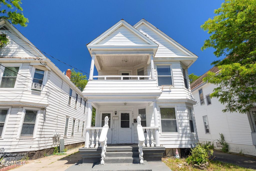1065 Willett Street, Schenectady, NY 12303