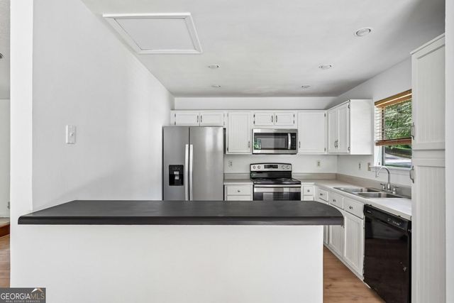 2550 Big Oaks Drive SW, Marietta, GA 30064