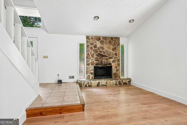 2550 Big Oaks Drive SW, Marietta, GA 30064