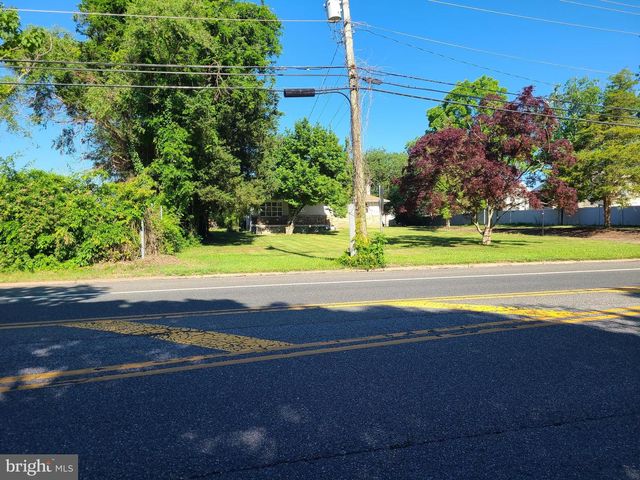 321 N TUCKAHOE RD, Williamstown, NJ 08094