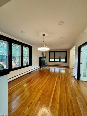 734 Shirley AVE, Norfolk, VA 23517