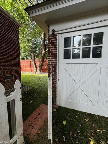 734 Shirley AVE, Norfolk, VA 23517