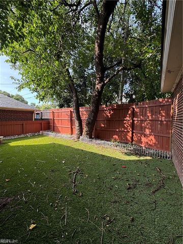 734 Shirley AVE, Norfolk, VA 23517