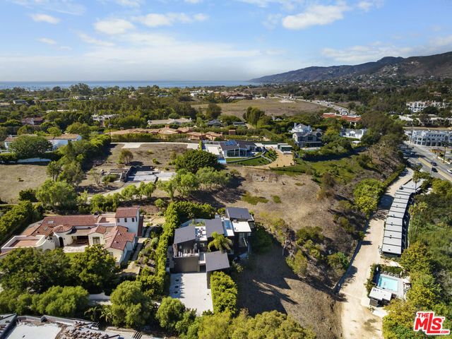 28901 Selfridge Drive, Malibu, CA 90265