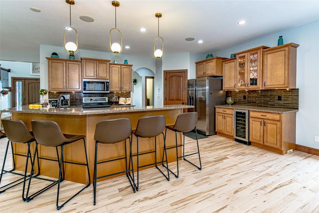 624 Lincoln Court, Center Point, IA 52213
